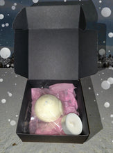 Load image into Gallery viewer, Gift Bag/ Hamper Filled